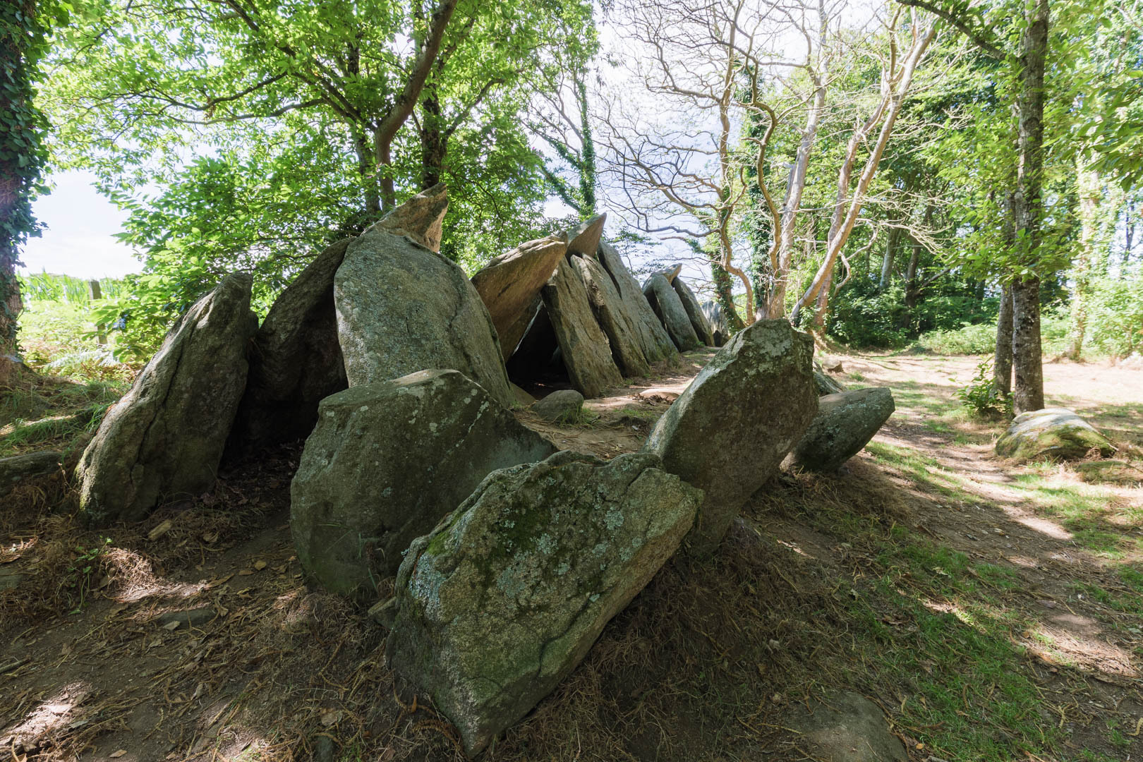 allee couverte lesconil bretagne dolmen pierres rochers